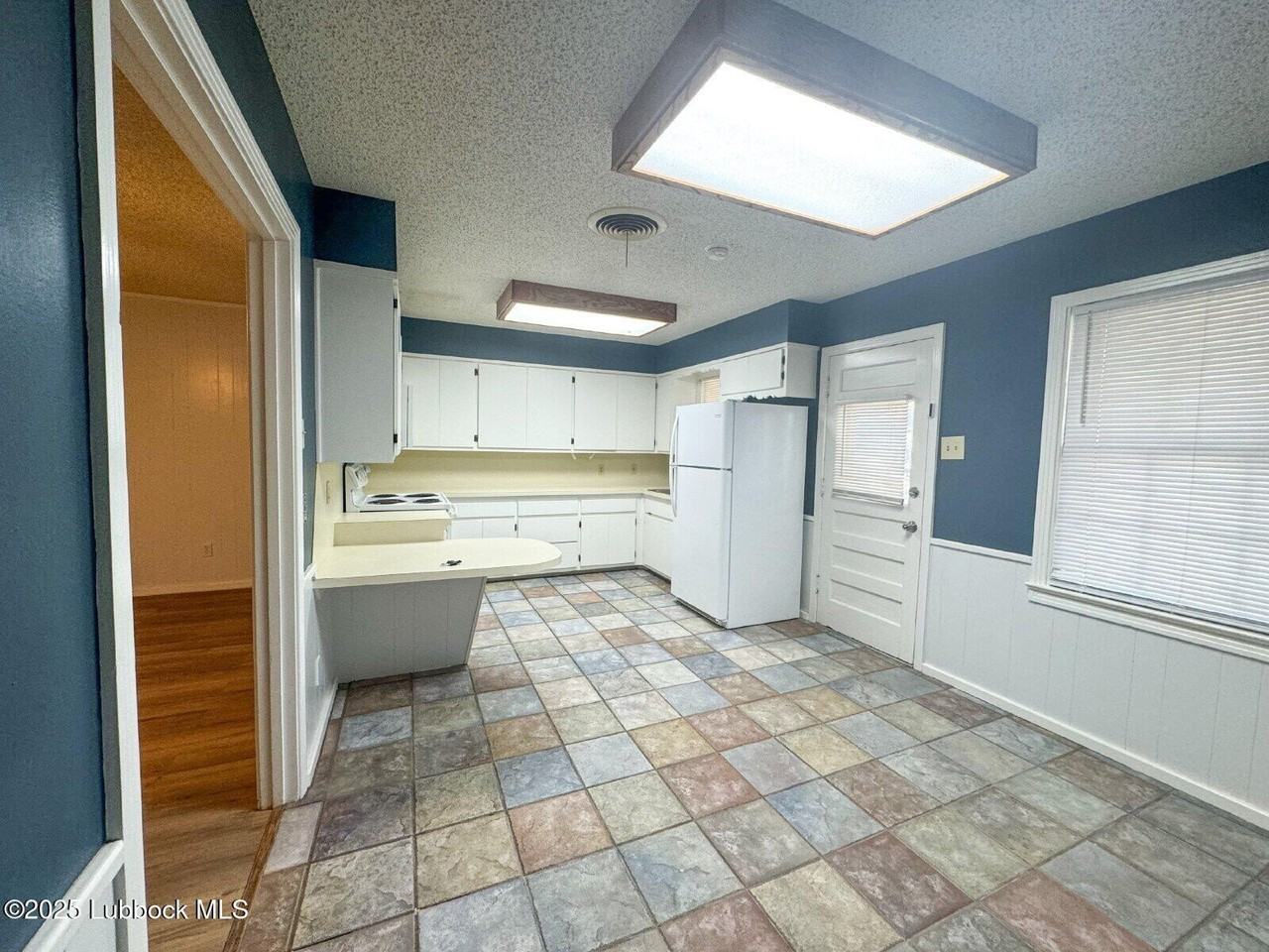 3306 36th St - Photo 4 of 13