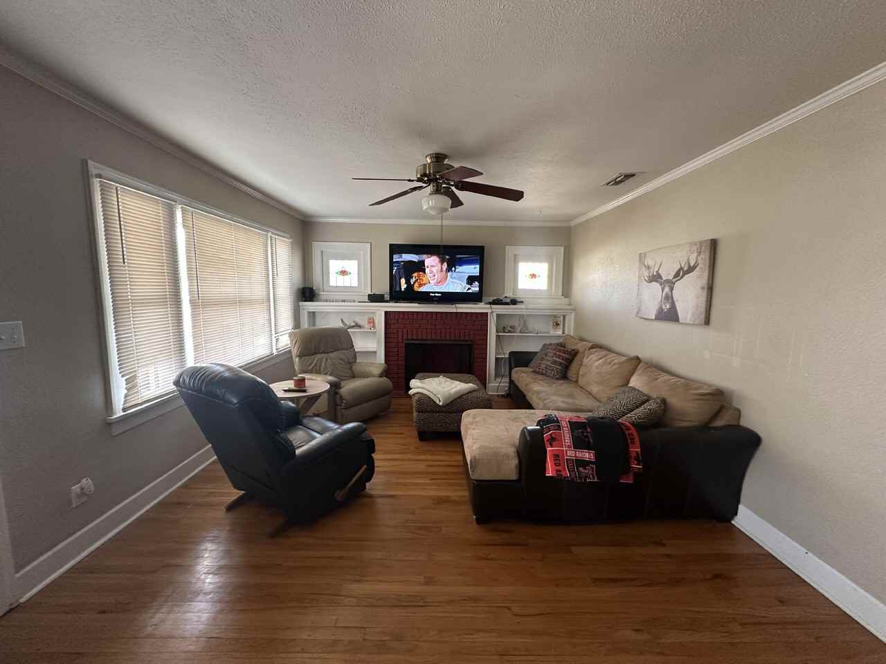 3009 20th St - Photo 2 of 30