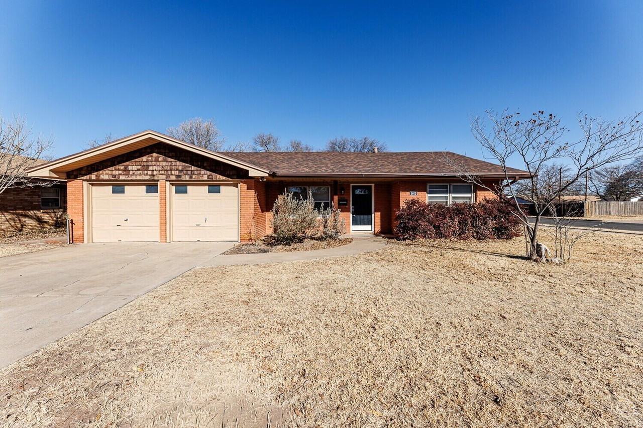 5402 9th St - Photo 2 of 24