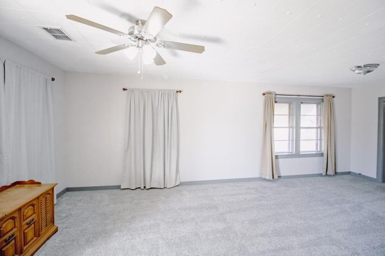 3114 Baylor St - Photo 4 of 11