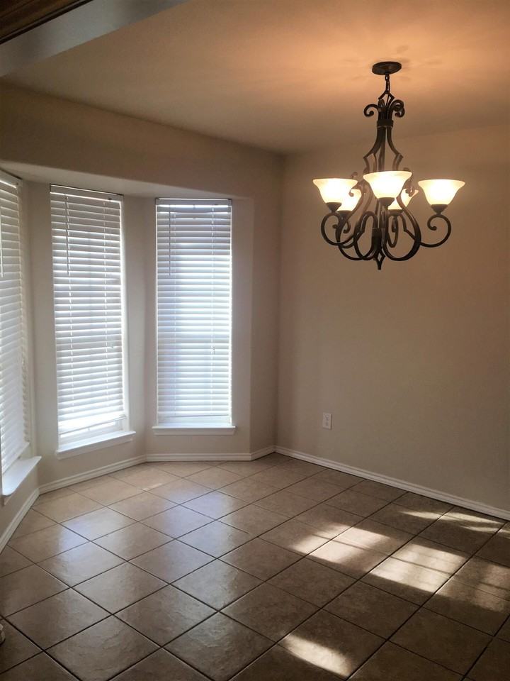 9309 Quitman Ave - Photo 6 of 16