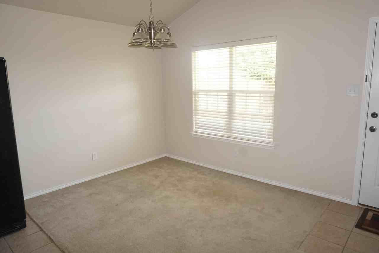 6549 85th St - Photo 4 of 9