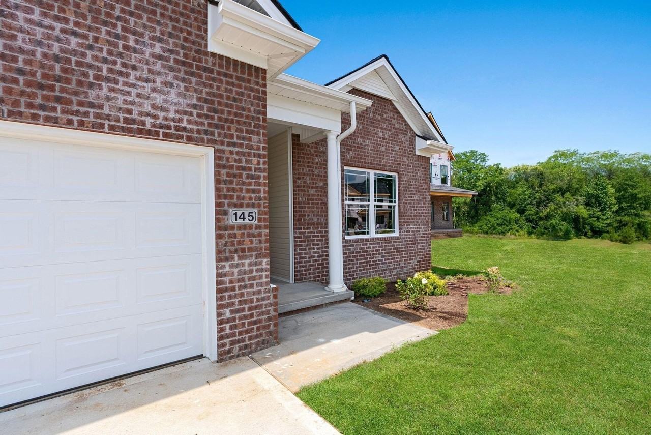 145 Nuthatch Trl - Photo 3 of 37