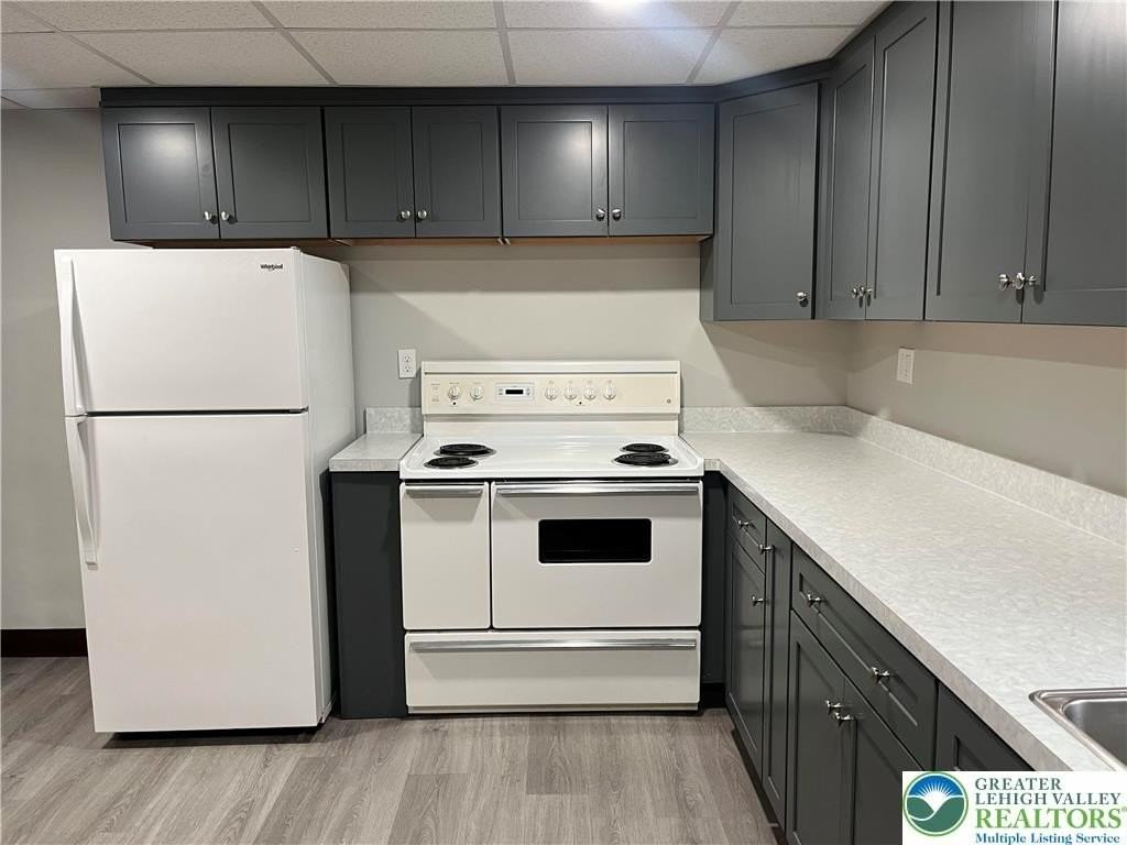 37 E Pennsylvania Ave - Photo 3 of 14