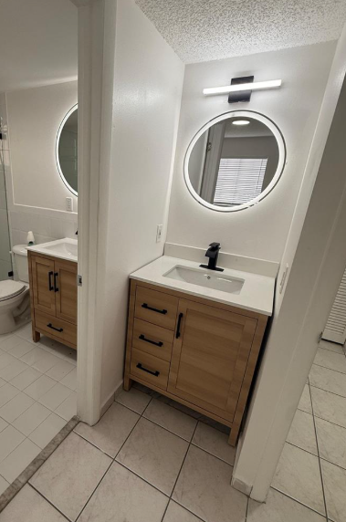 3262 W 70th St - Photo 3 of 8