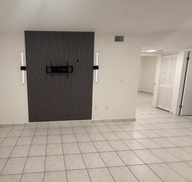 3262 W 70th St - Photo 7 of 8