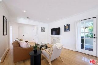 1033 20th St #U - Photo 5 of 8