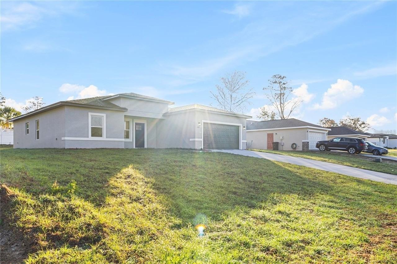 265 Marion Oaks Mnr - Photo 2 of 44