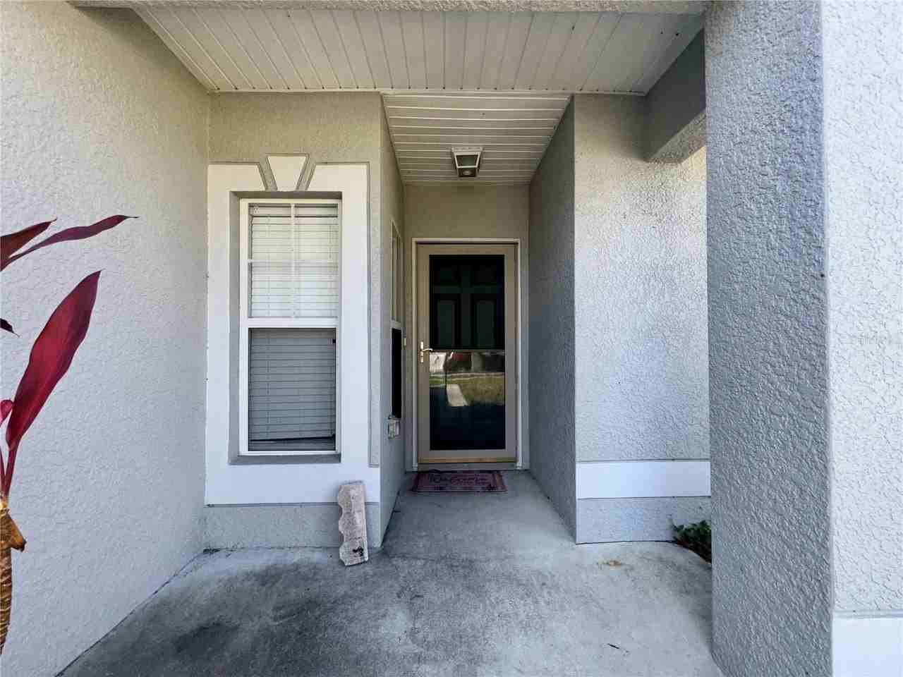 12626 Lake Vista Dr - Photo 2 of 32