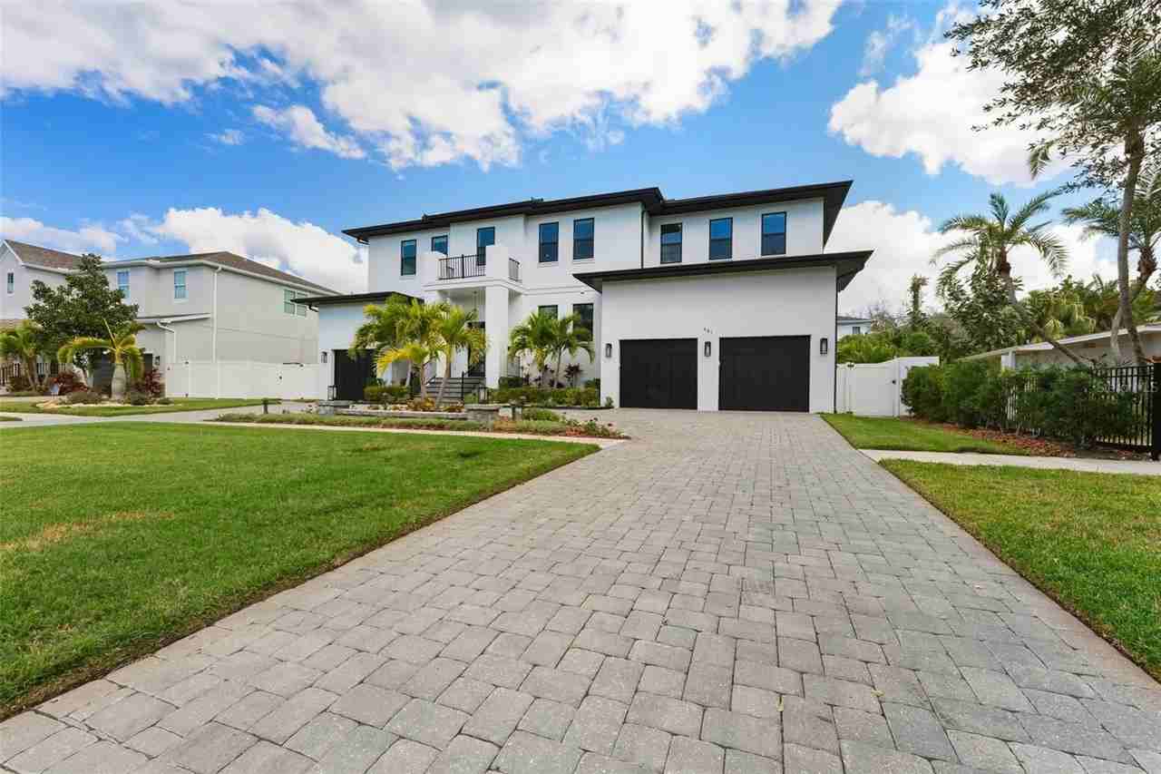 481 W Davis Blvd - Photo 2 of 50