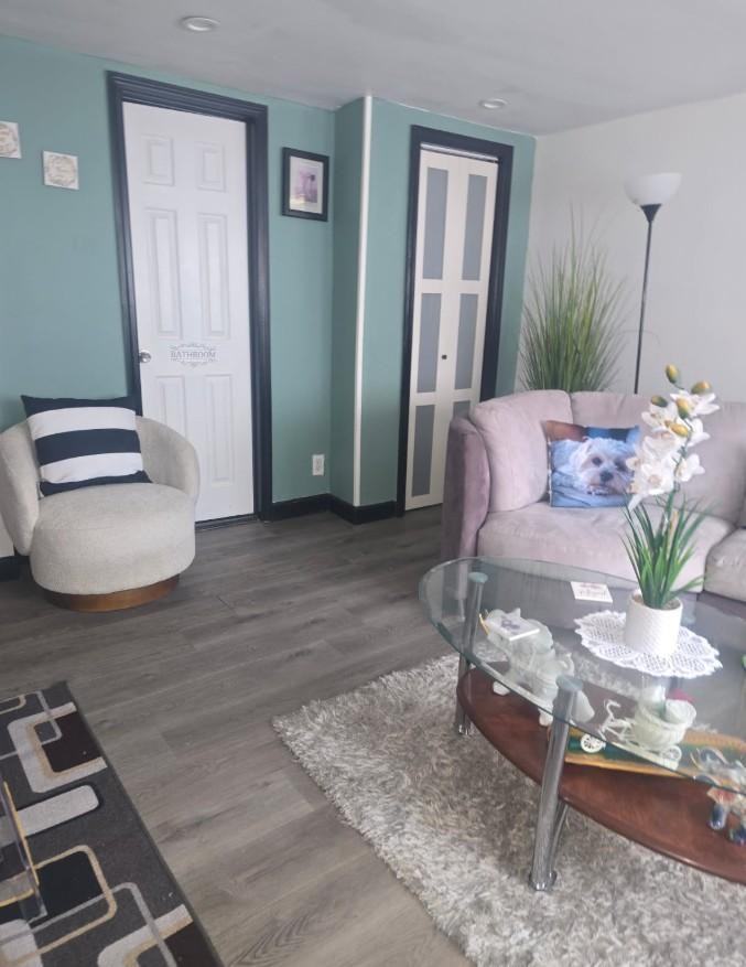 1st Ave - Photo 3 of 7