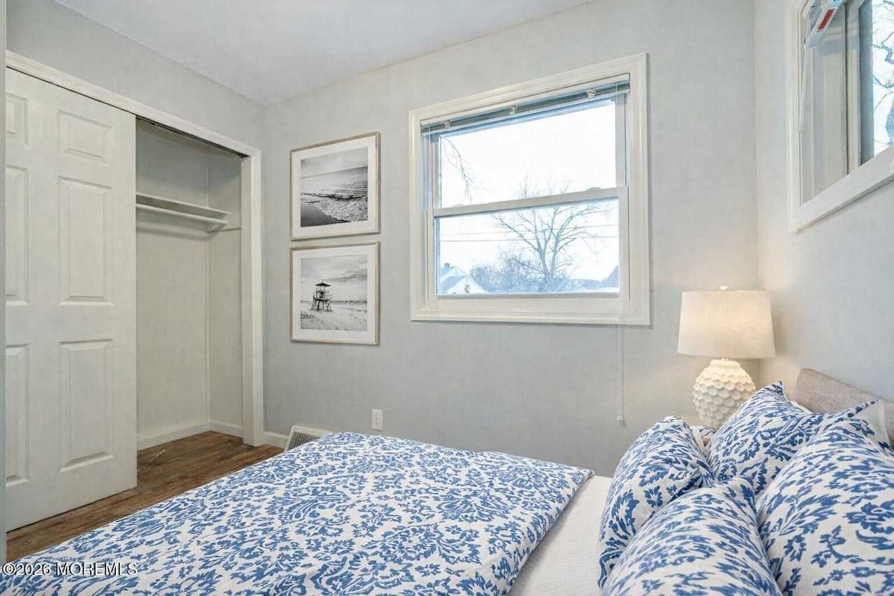 59 Lakewood Rd - Photo 4 of 5