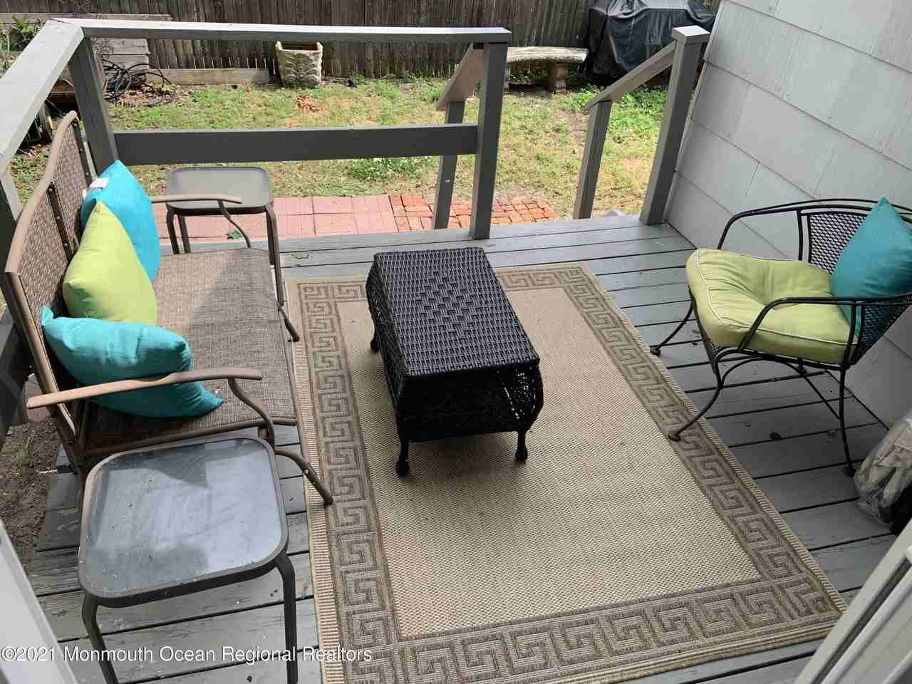 33 Broadway Apt 1 - Photo 3 of 20