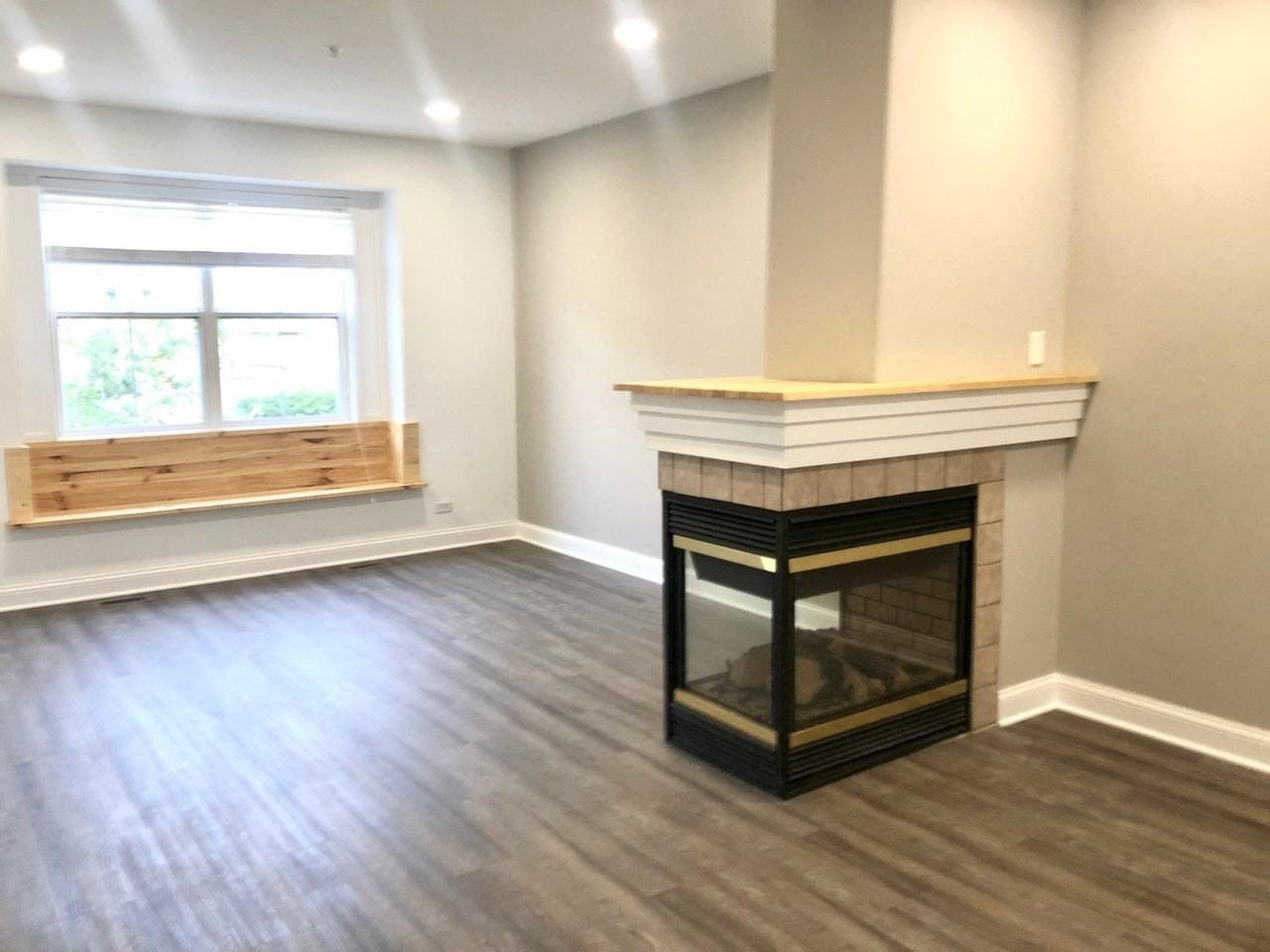 164 Rosehall Dr Unit 3 - Photo 2 of 21