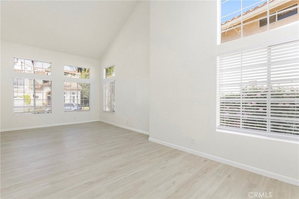 24452 Kings Vw - Photo 5 of 26