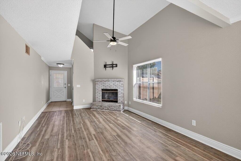 518 Tuxedo Ct - Photo 7 of 43