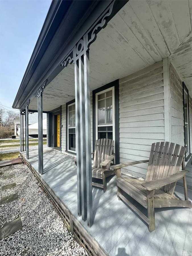 744 Main St #2 - Photo 3 of 18