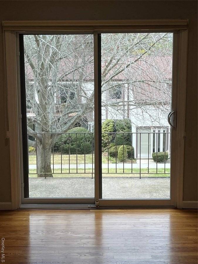 77 Richmond Blvd #4A - Photo 5 of 12