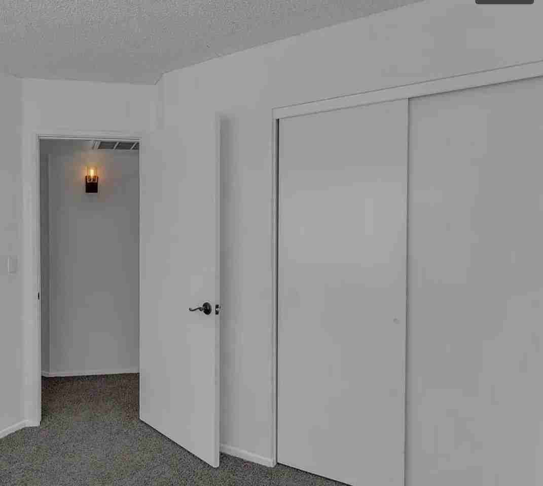 2969 N Oregon St - Photo 3 of 7