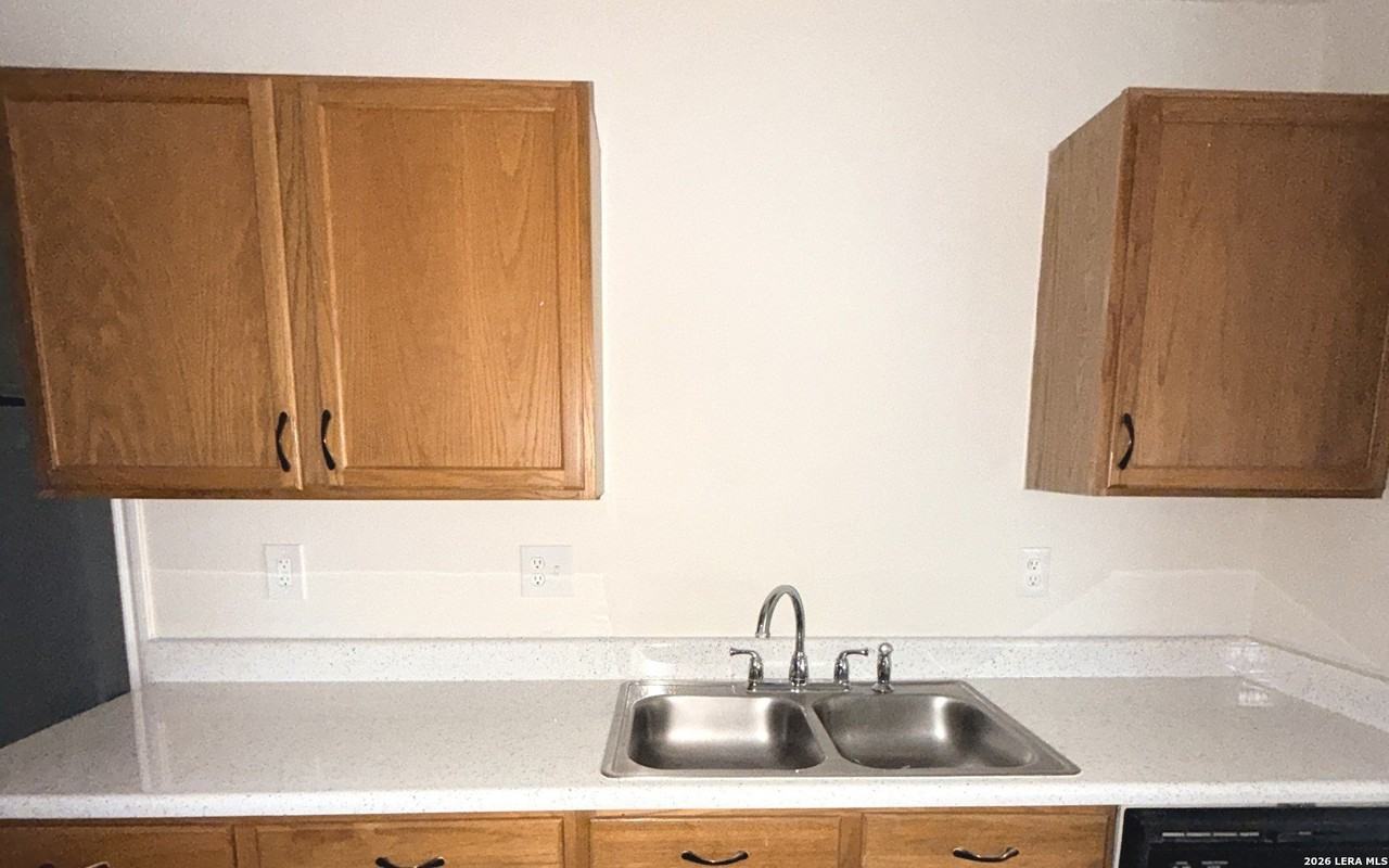 9742 Misty Plain Dr - Photo 5 of 20