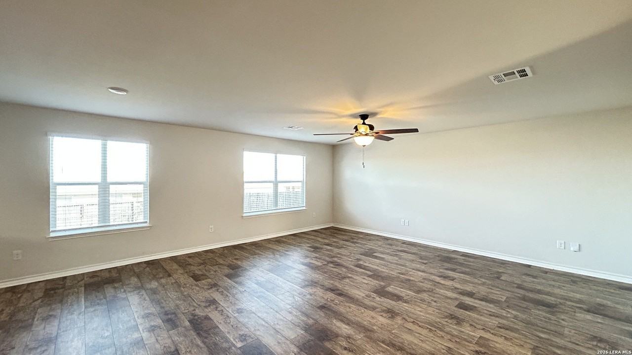 6518 Hoffman Pln - Photo 4 of 34