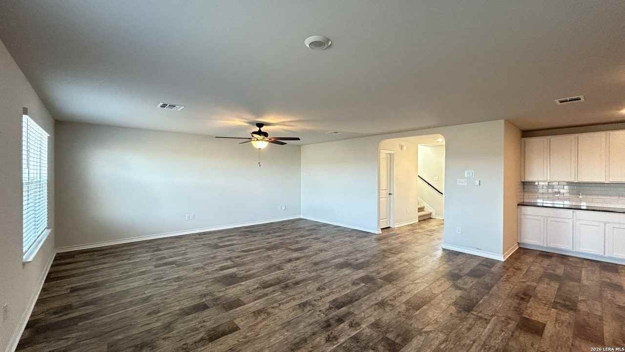 6518 Hoffman Pln - Photo 7 of 34