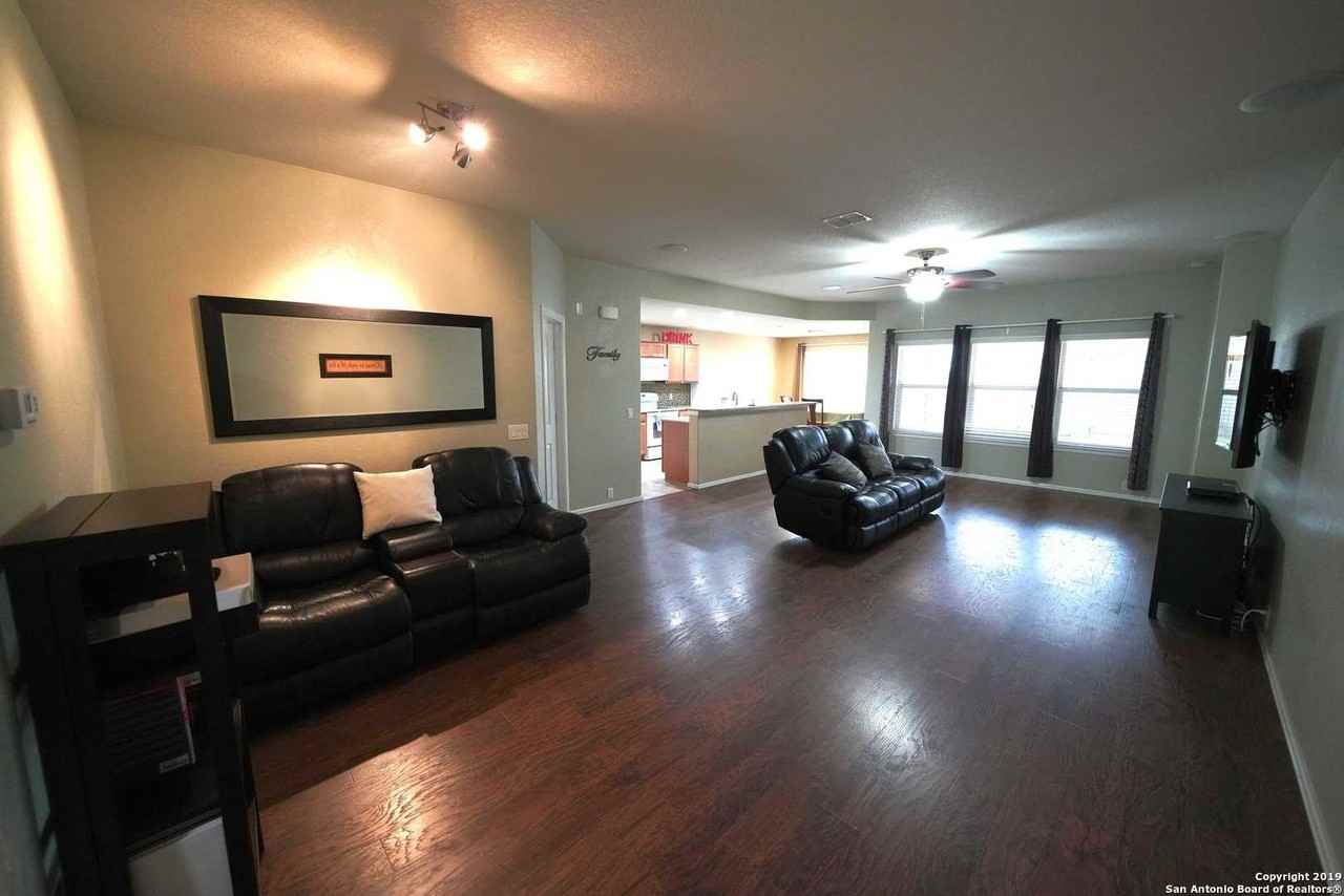 1369 Wagon Wheel - Photo 5 of 25