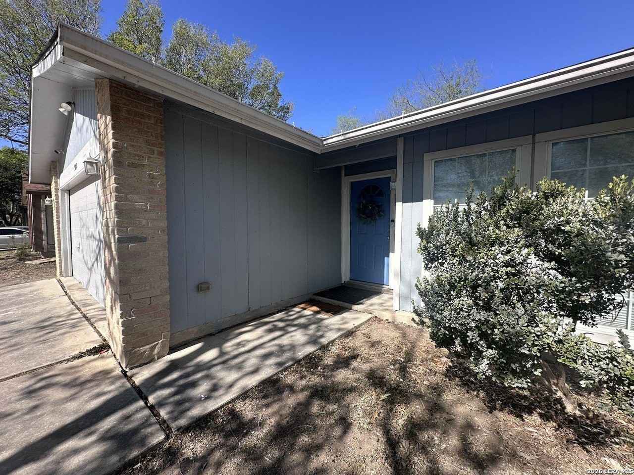 5247 Galacino St - Photo 3 of 21