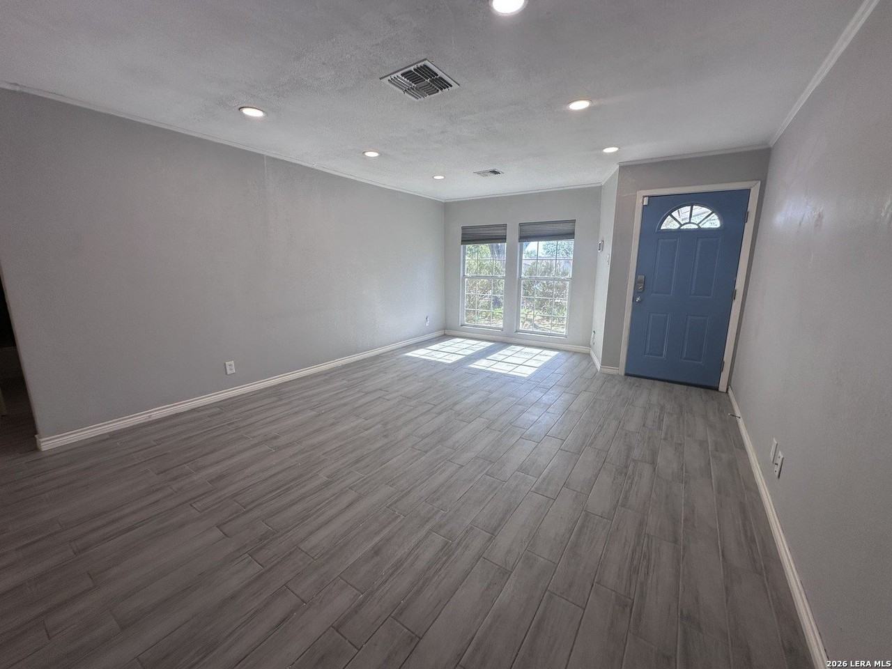 5247 Galacino St - Photo 6 of 21