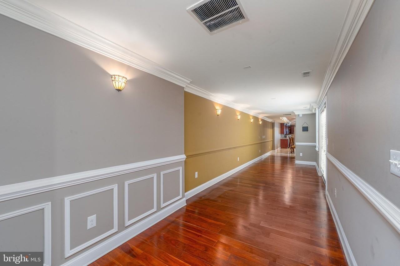 316 Albemarle St - Photo 6 of 41