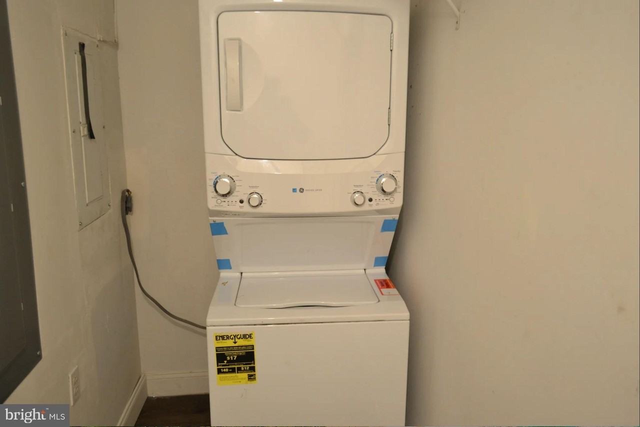 1226 W Cross St - Photo 7 of 17