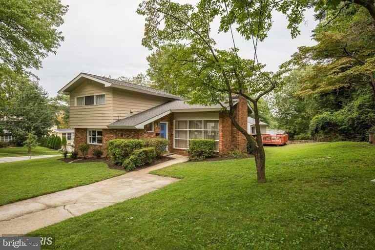 8 Gruenther Ct - Photo 2 of 25