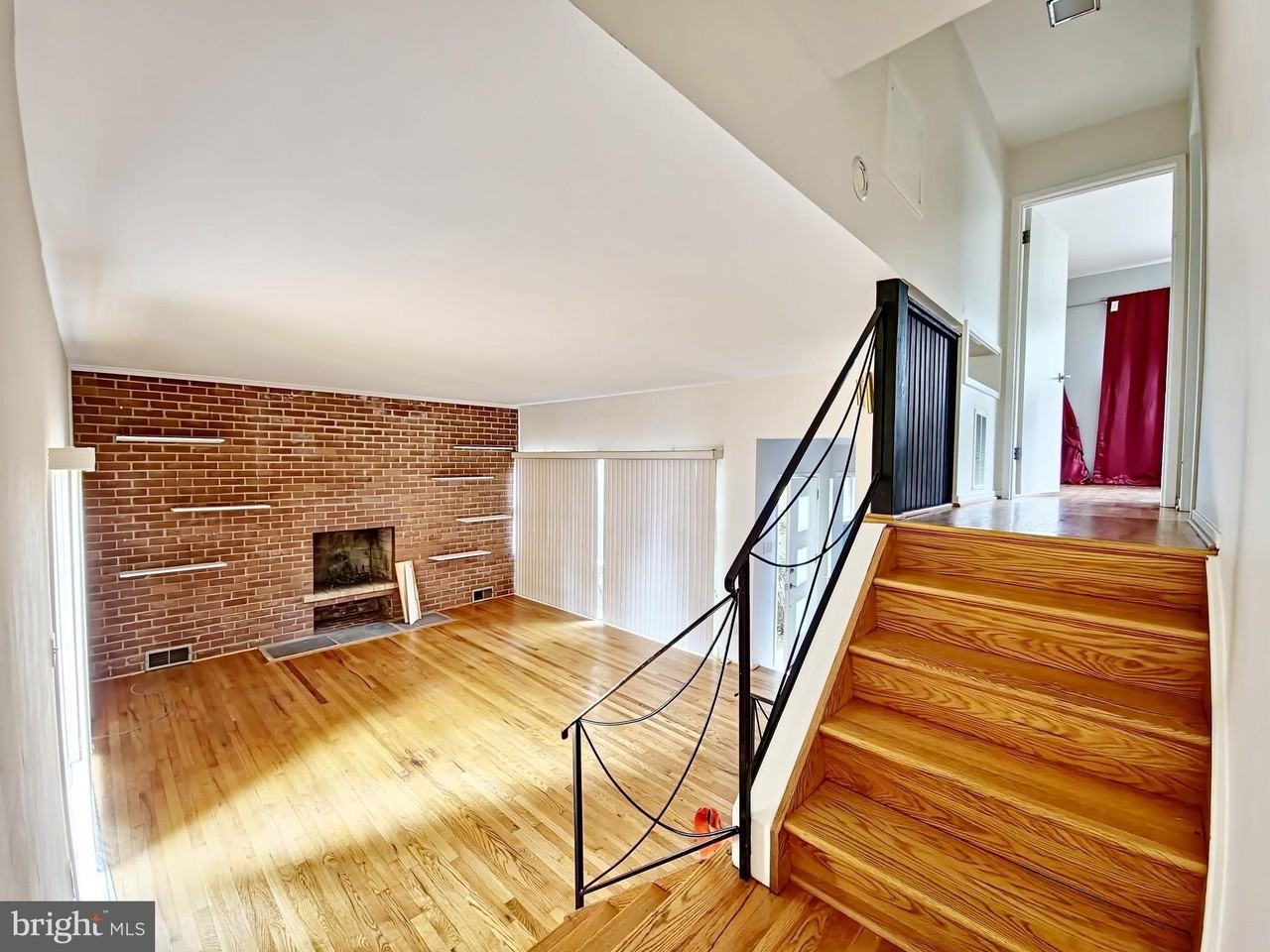 8 Gruenther Ct - Photo 4 of 25