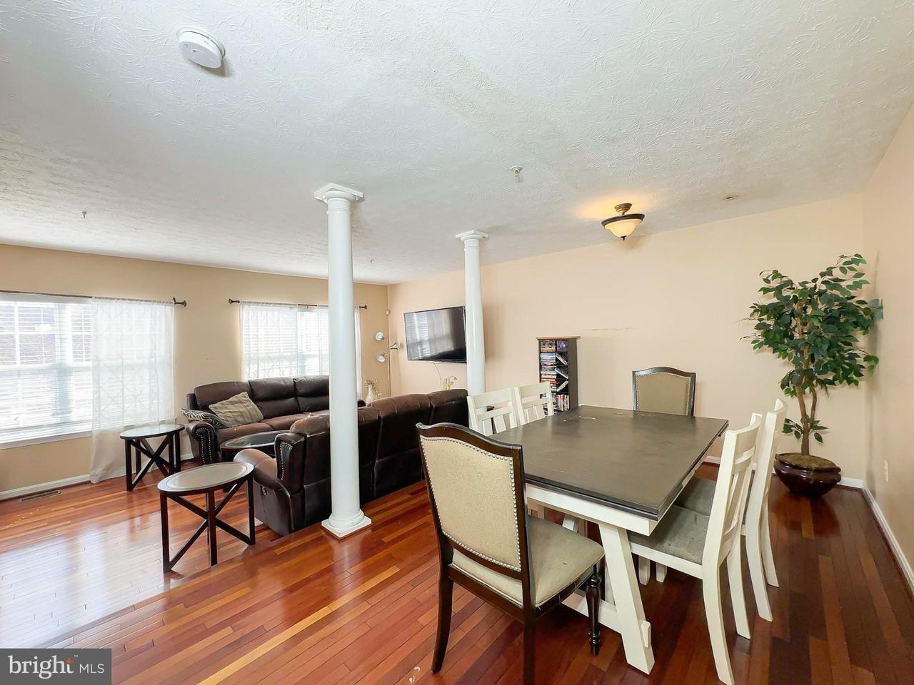 2606 Berrywood Ln - Photo 3 of 26