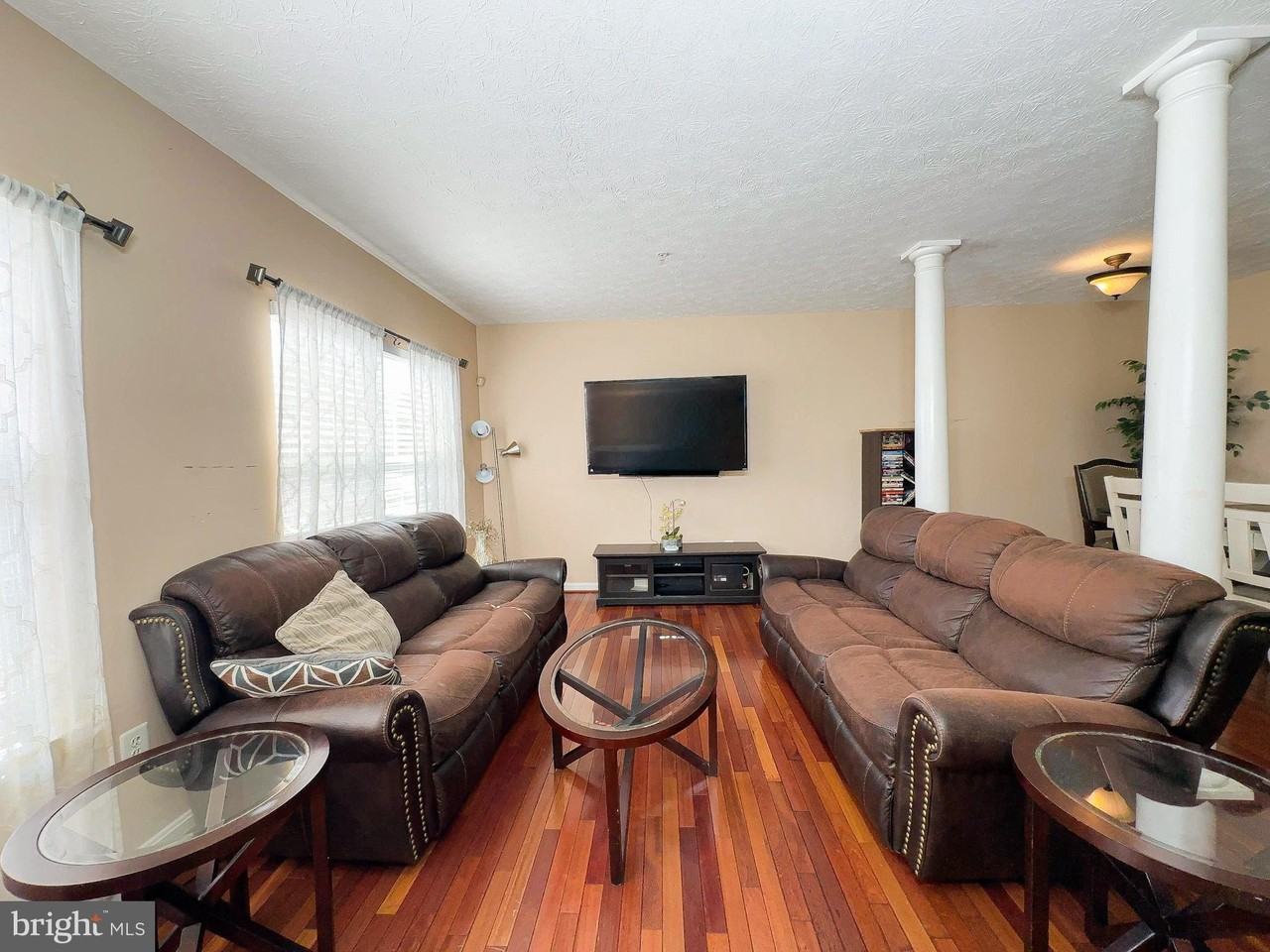 2606 Berrywood Ln - Photo 4 of 26