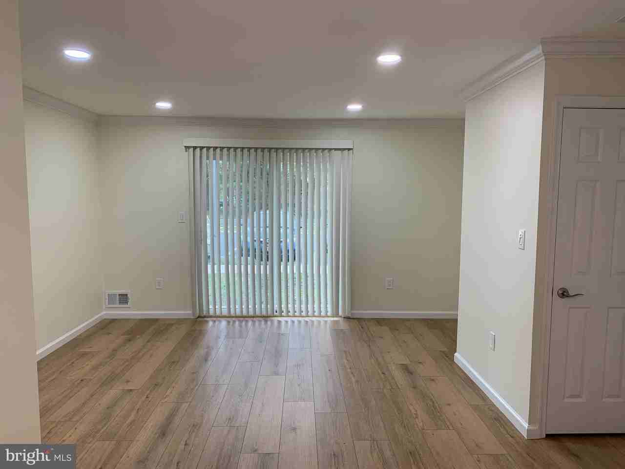 44 Coral Tree Ct - Photo 6 of 21