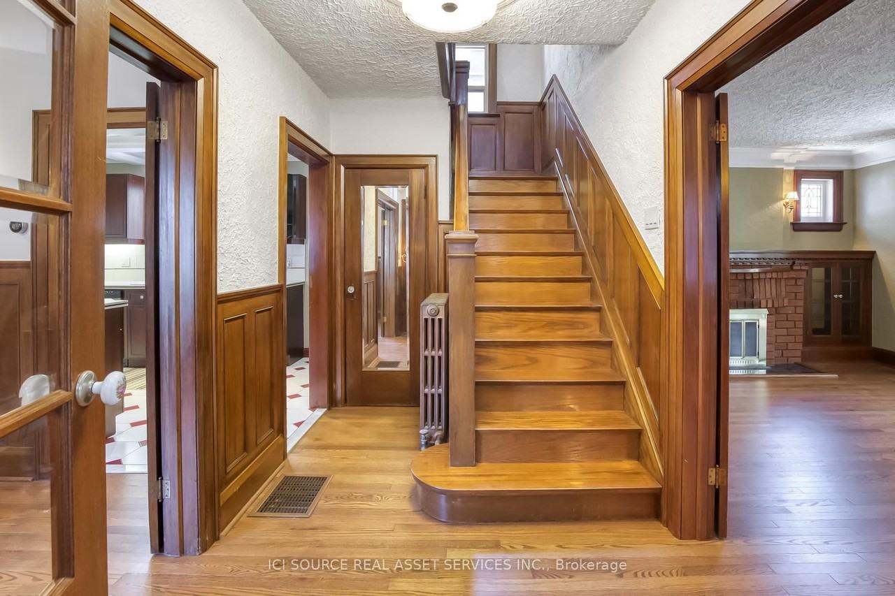 34 Rusholme Drive - Photo 4 of 21