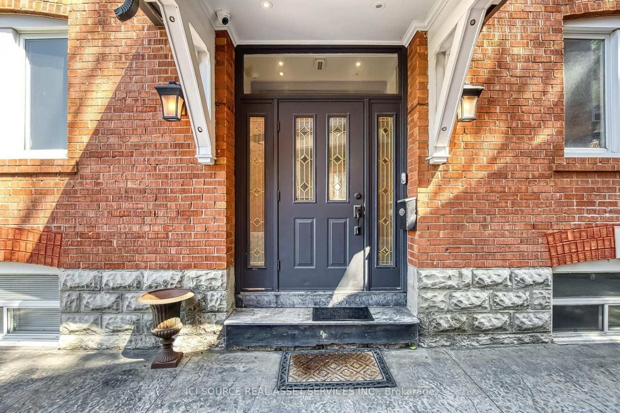 34 Rusholme Drive - Photo 3 of 21