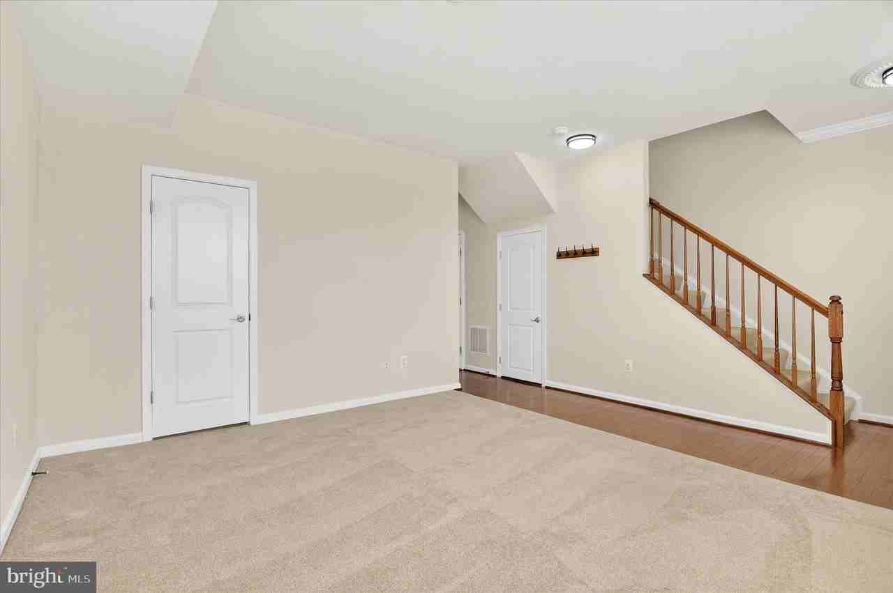 22730 Parkland Farms Ter - Photo 6 of 34