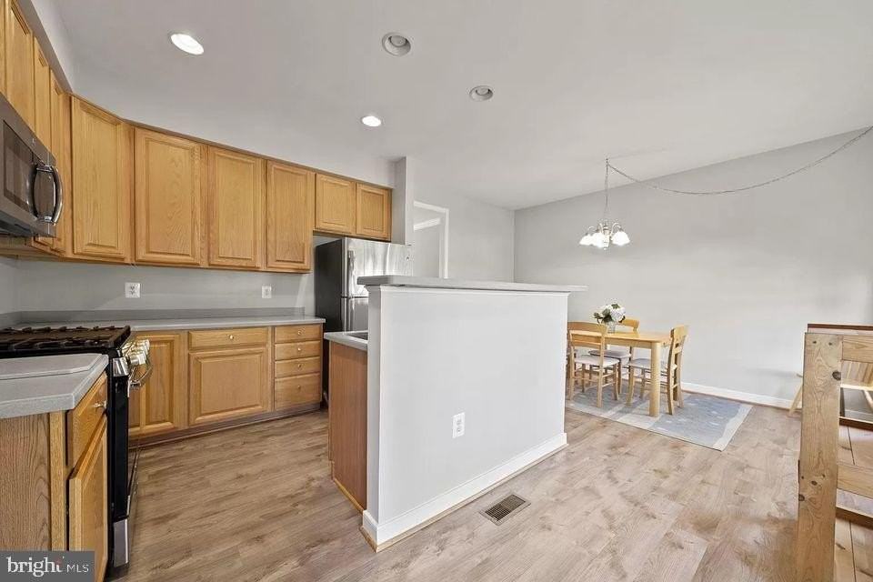 15330 Bronco Way - Photo 7 of 35