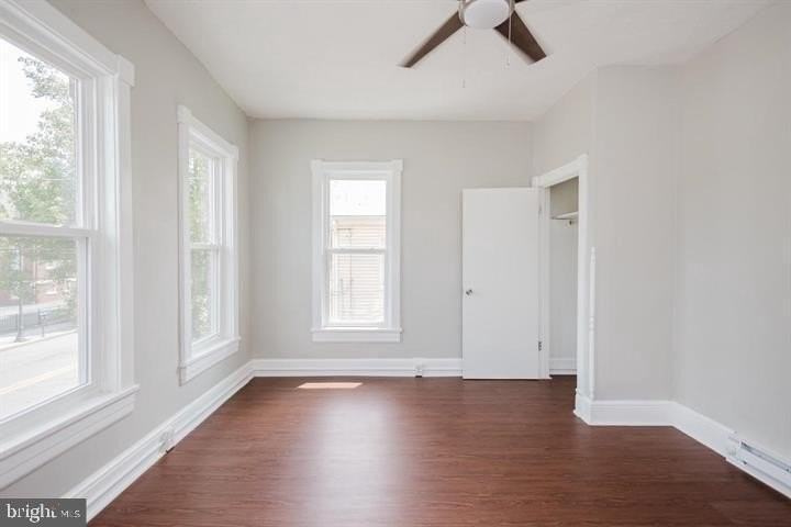 315 S Queen St - Photo 4 of 24