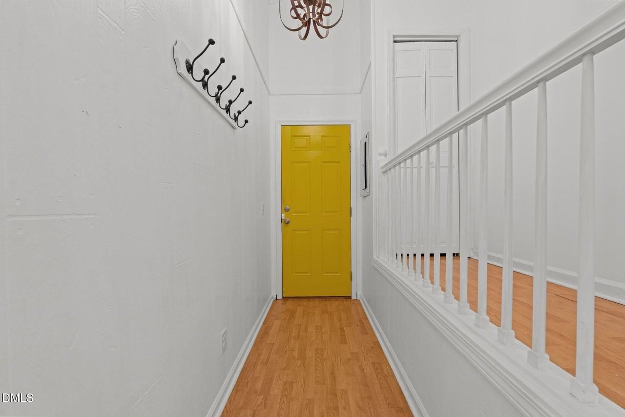 349 Beach End - Photo 3 of 43