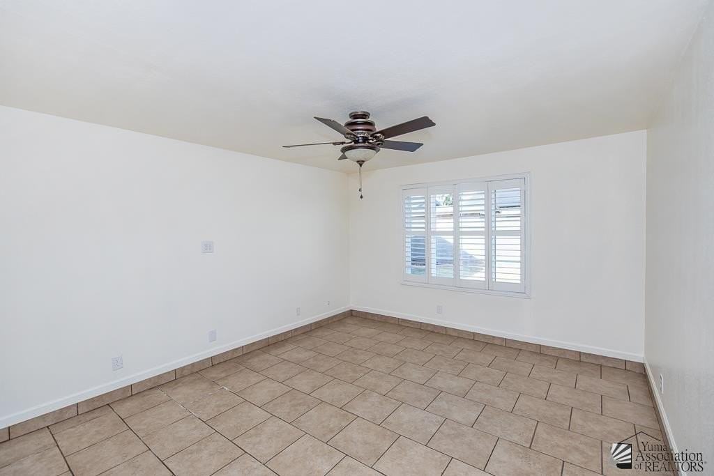 1792 W 29th Dr - Photo 3 of 20