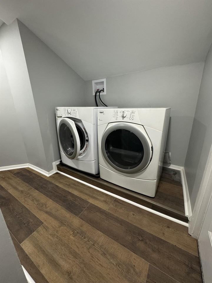 88 Clinton Ave #1 - Photo 3 of 11