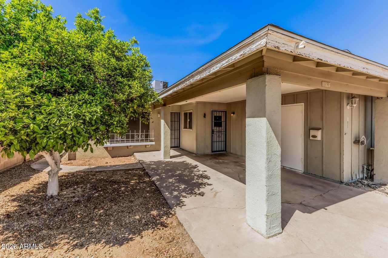 11826 N 35th Ave - Photo 2 of 23