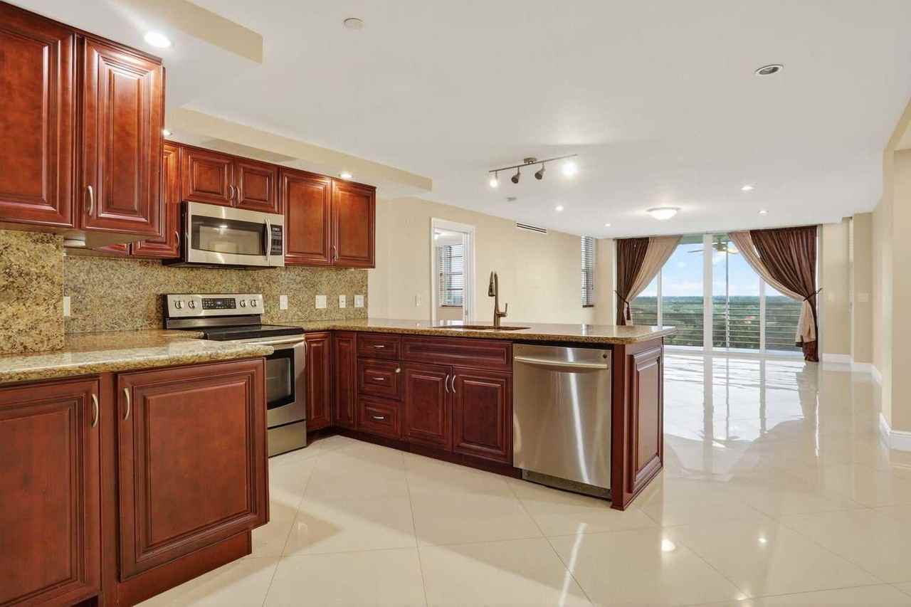 Oaks Way - Photo 2 of 14