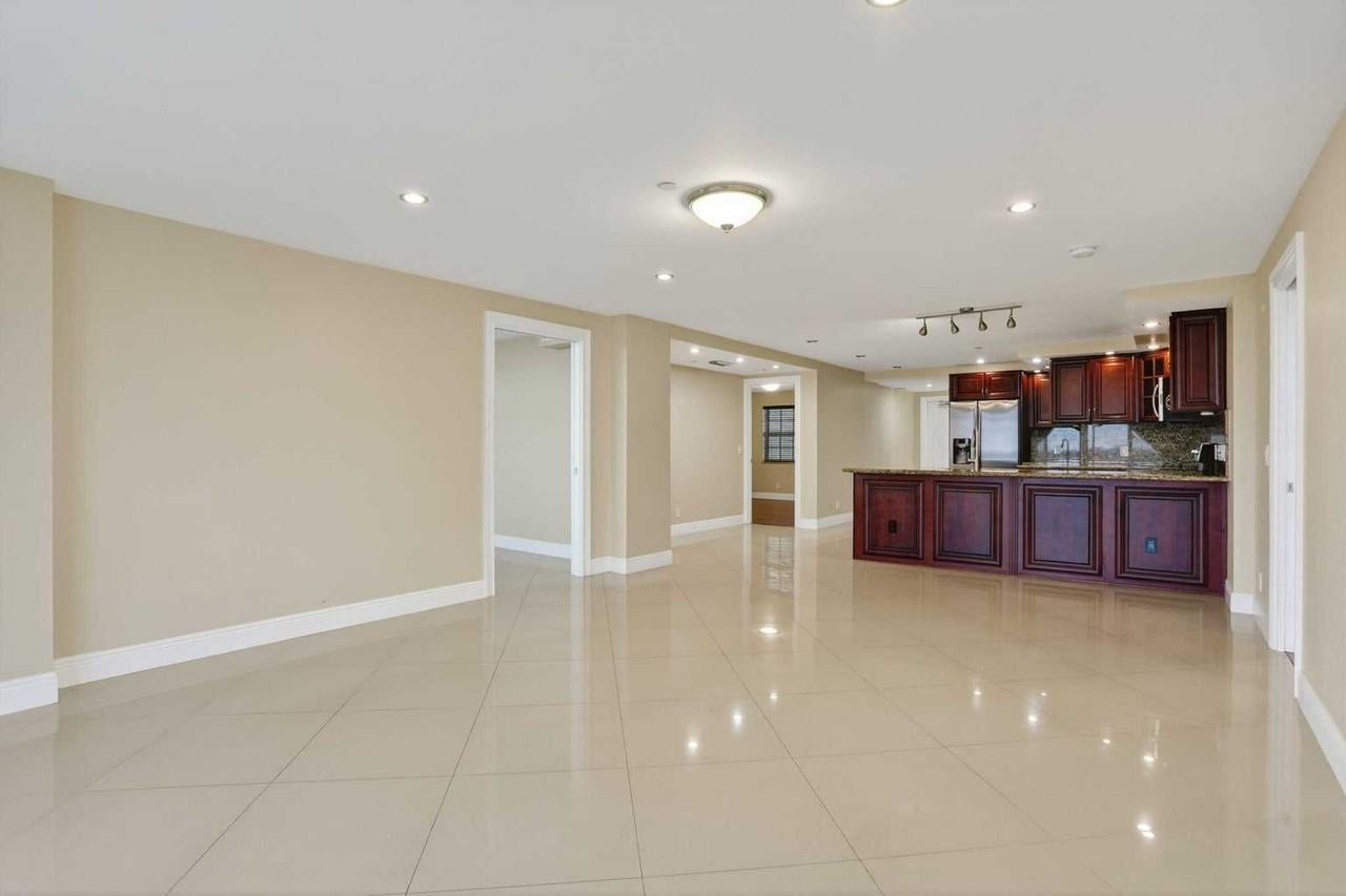 Oaks Way - Photo 5 of 14