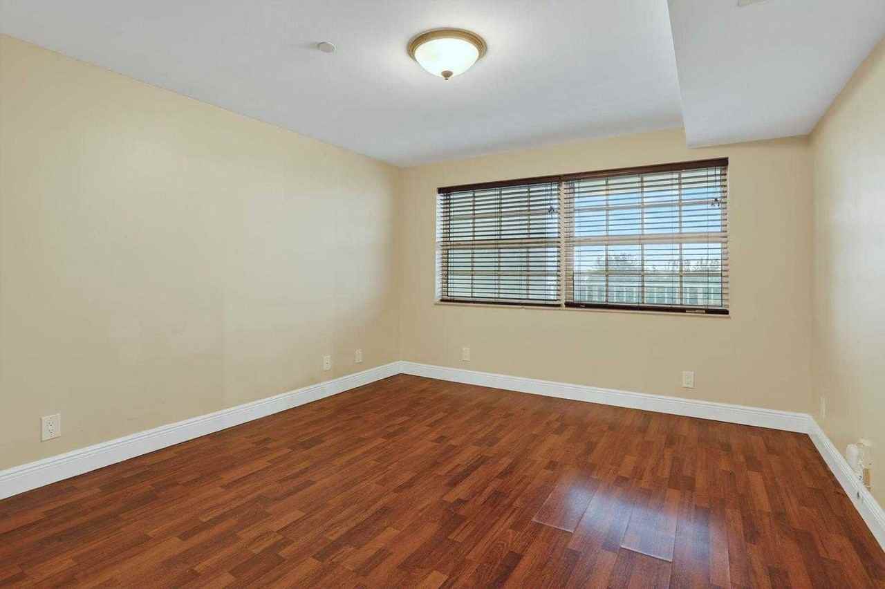 Oaks Way - Photo 7 of 14