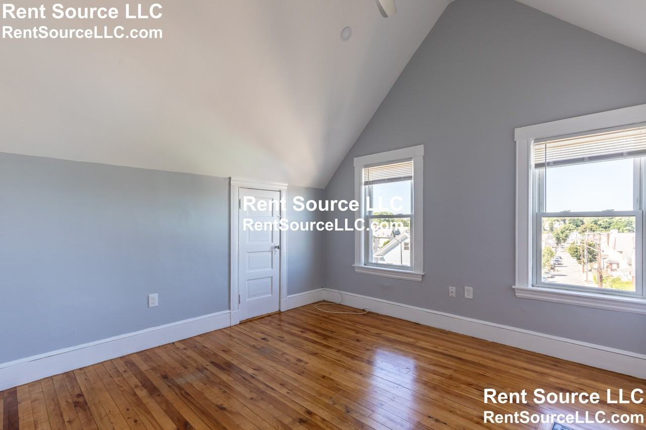 769 Main St #3 - Photo 3 of 29