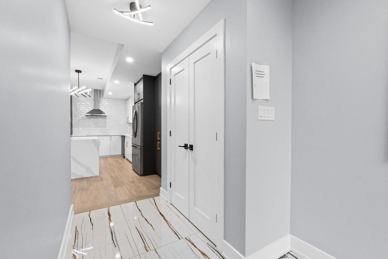 886 Byron Avenue #A - Photo 3 of 39